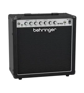 BEHRINGER HA-40R - гитарный комбо с двумя независимыми каналами