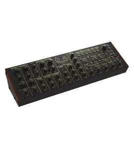 BEHRINGER K-2 MK II - аналоговый полумодульный синтезатор с двумя VCO